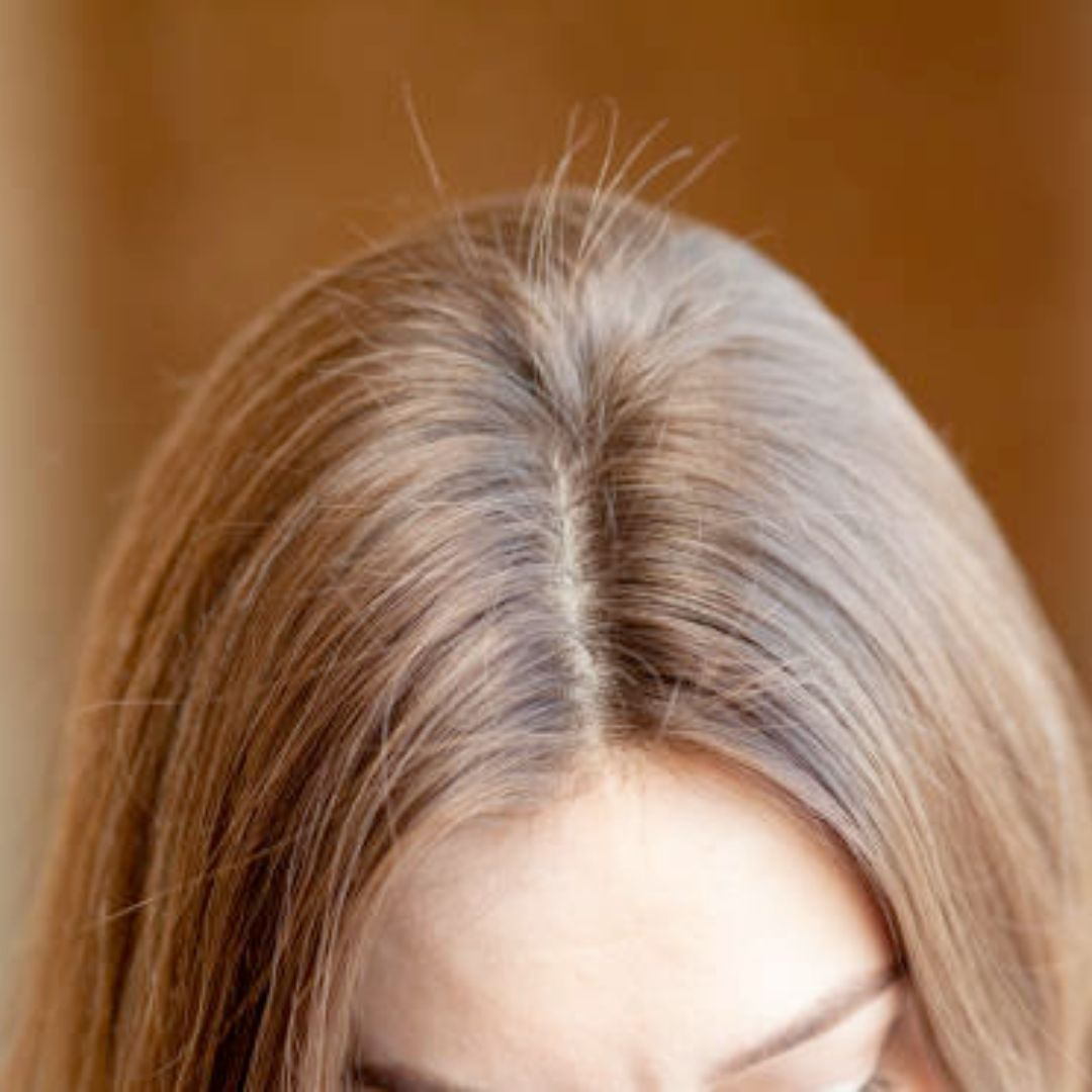 Wig-scalp-concealer-1.webp
